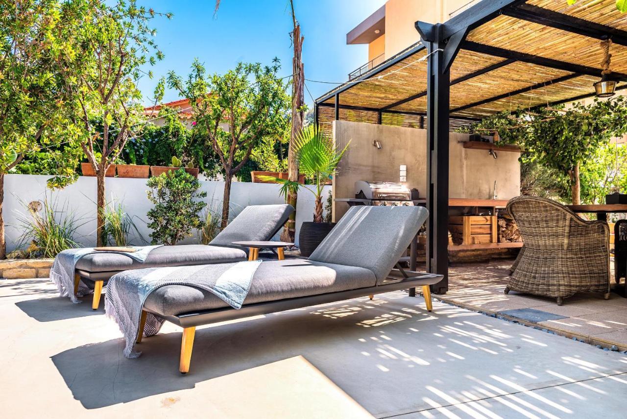 Halo Ligaria Suite 100M Next To The Beach With Private Pool Ngoại thất bức ảnh